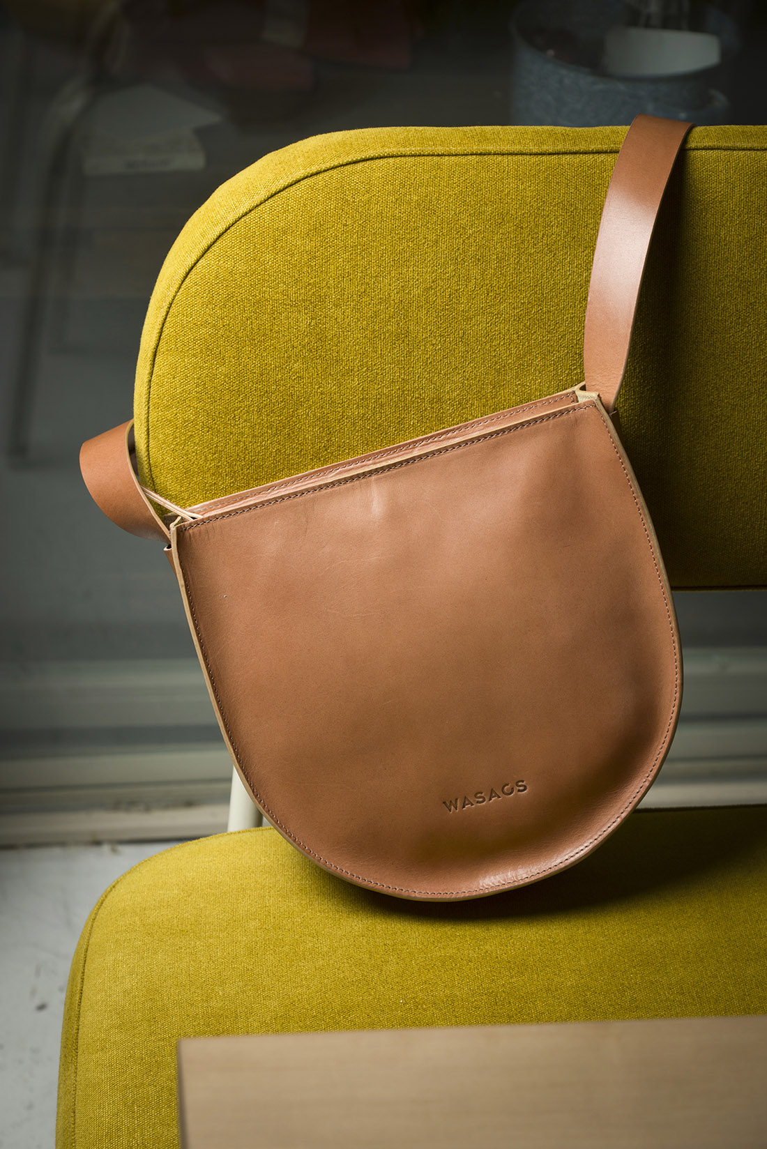 Lune Honey Handbag